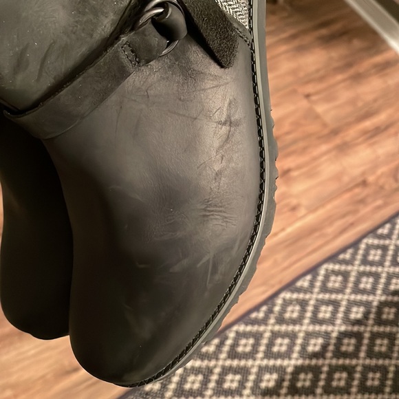 Eddie Bauer Booties - Picture 9 of 10